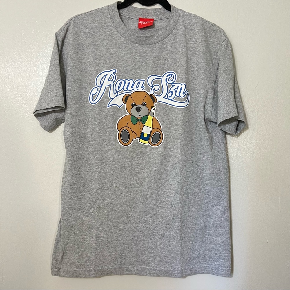 Nelk Boys Rona Szn Bear and Beer 2020 Design Gray Graphic T-Shirt Sz Medium